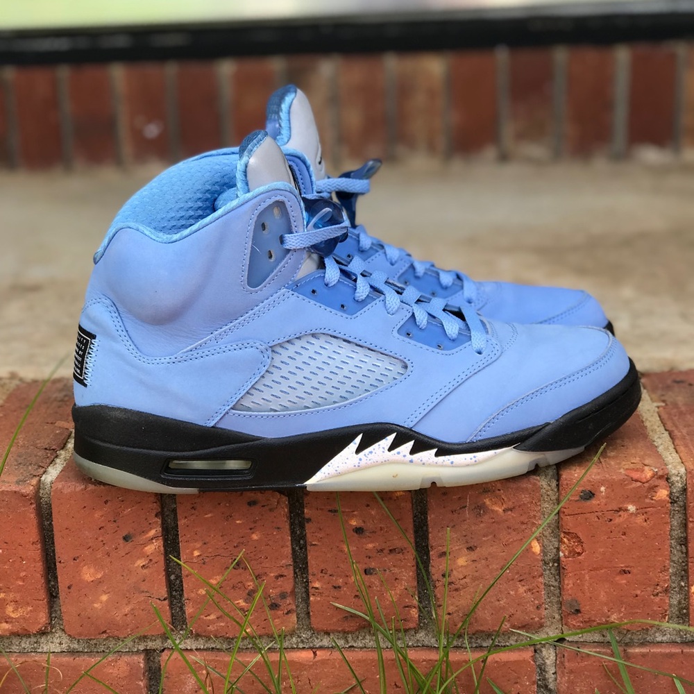Air Jordan Retro 5 UNC University Blue Size 11.5